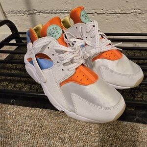 Nike Huarache Size 10